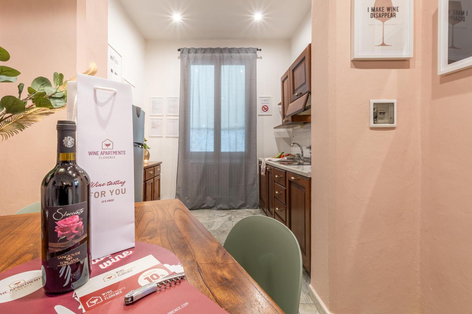 Wine Vernaccia Apartamento *