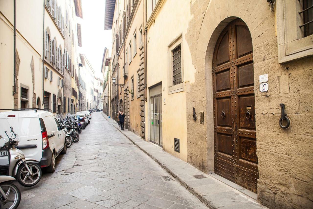 Wine Vernaccia Apartamento Florencia